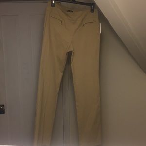 BRAND NEW-  Size M Pants